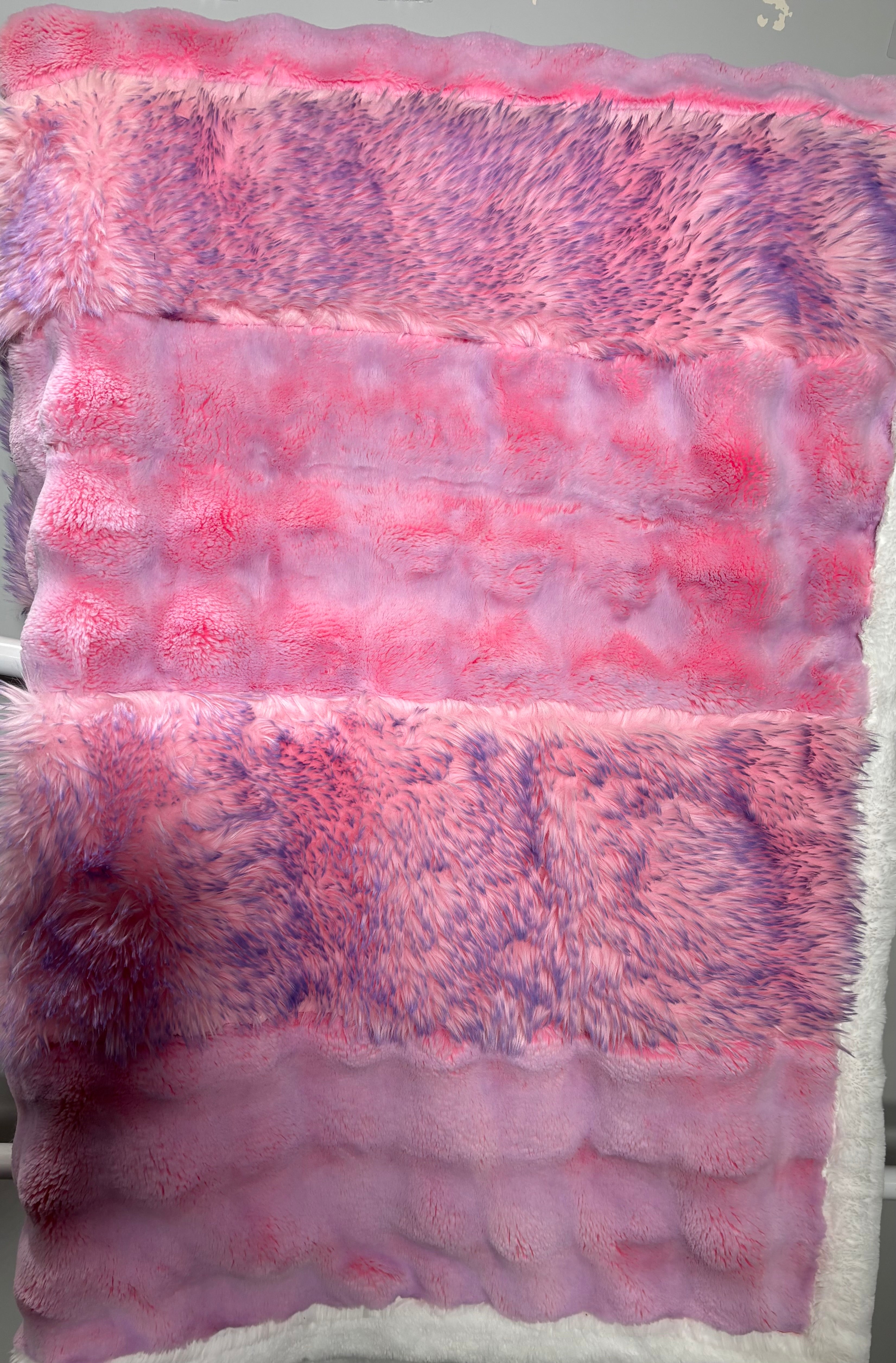 Adult Strip 56x72